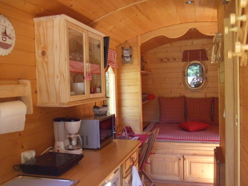 CAMPING ROULOTTE - Interieur 2 