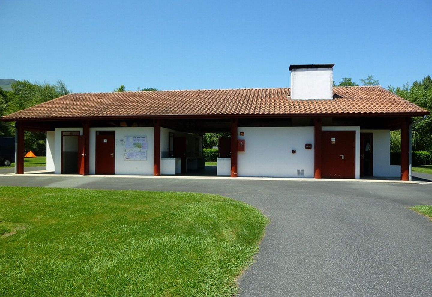 Camping Municipal Irouleguy SAINTETIENNEDEBAIGORRY Les Pyrenées