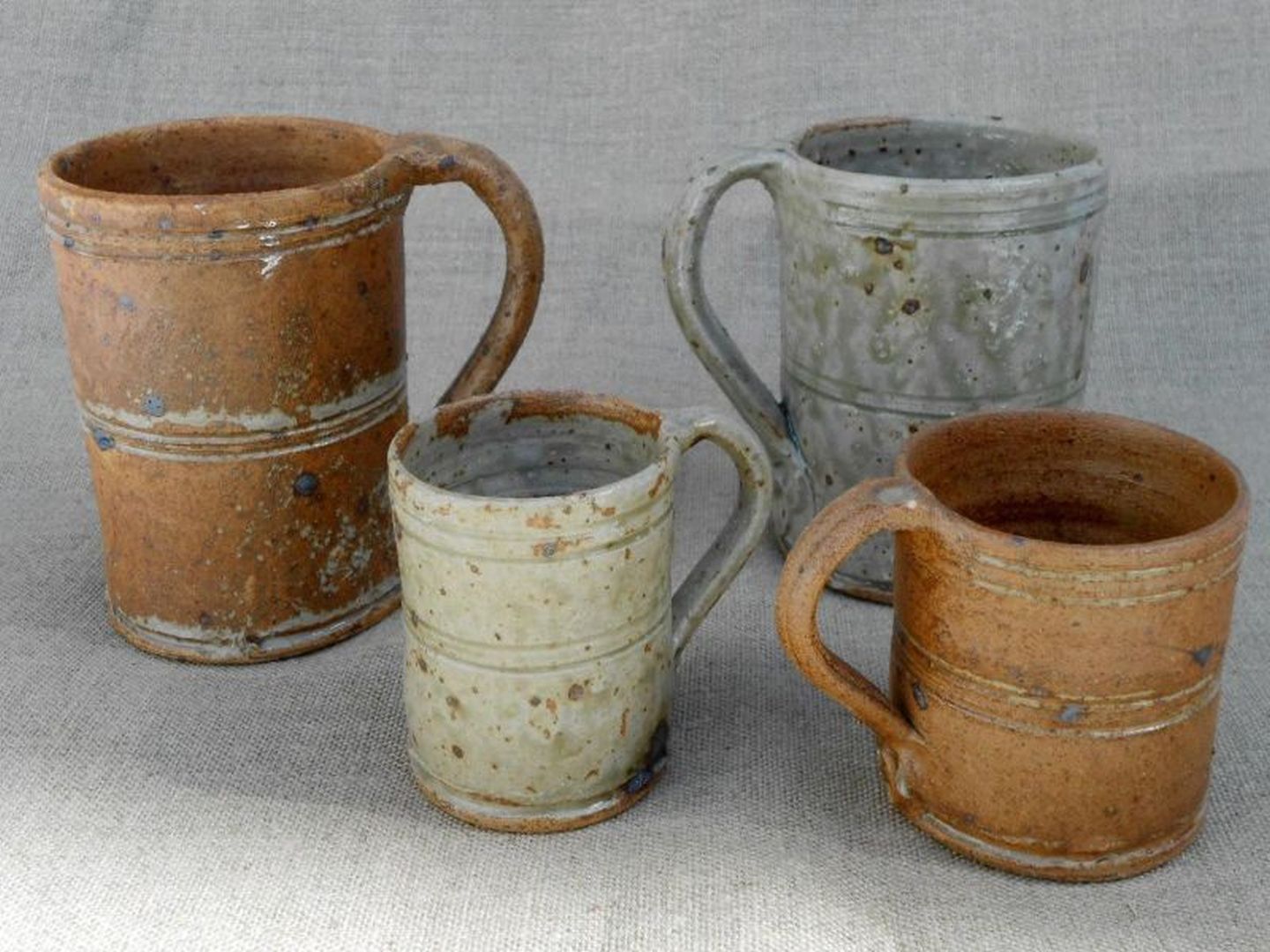 Tasse en faïence sant jean la potere