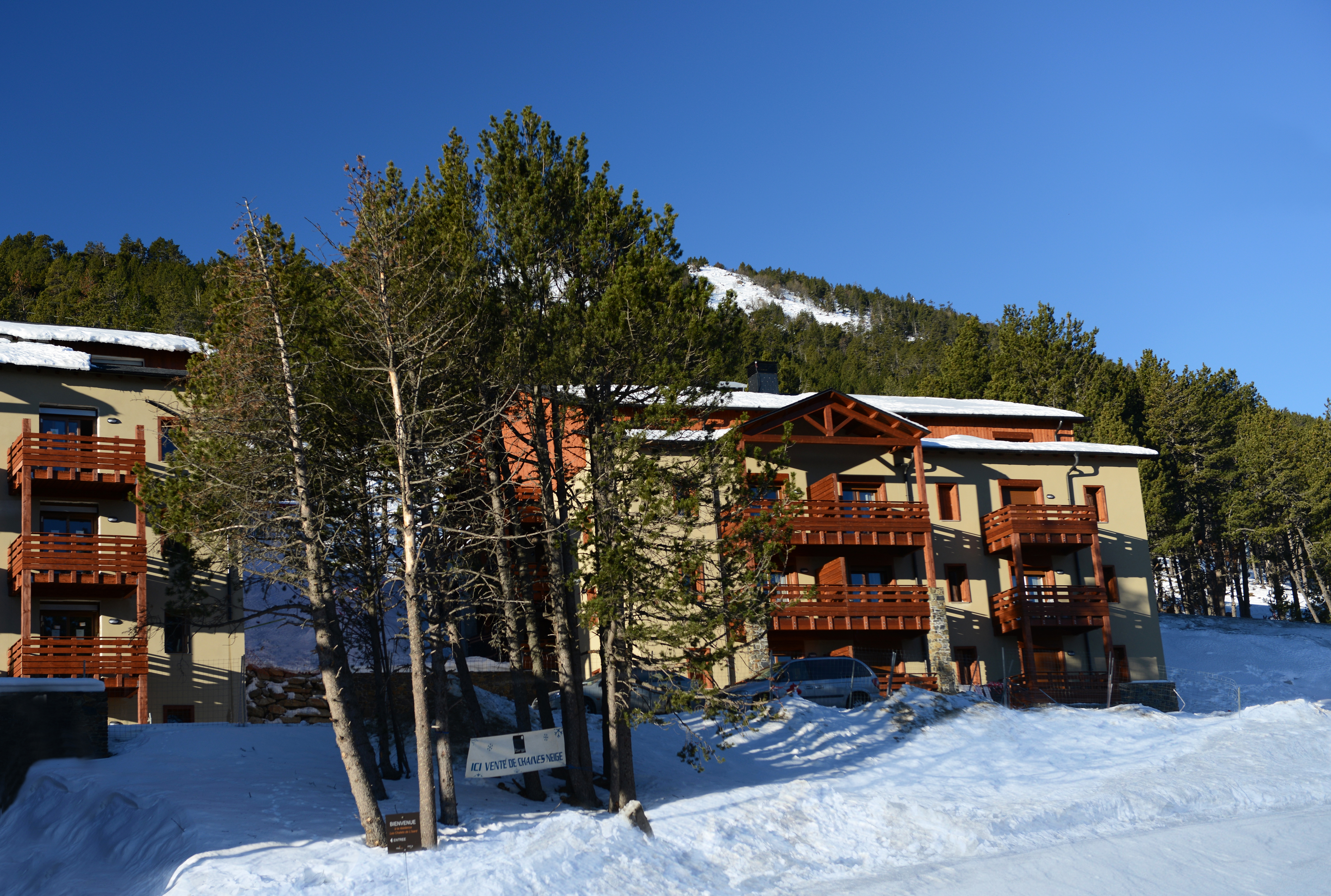 Les Angles - Les Chalets de l'Isard - Ext-residence84 