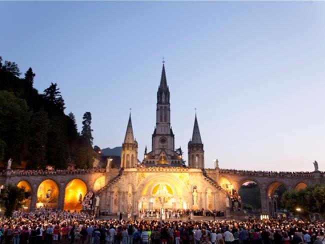 Lourdes Sanctuaire pèlerinage