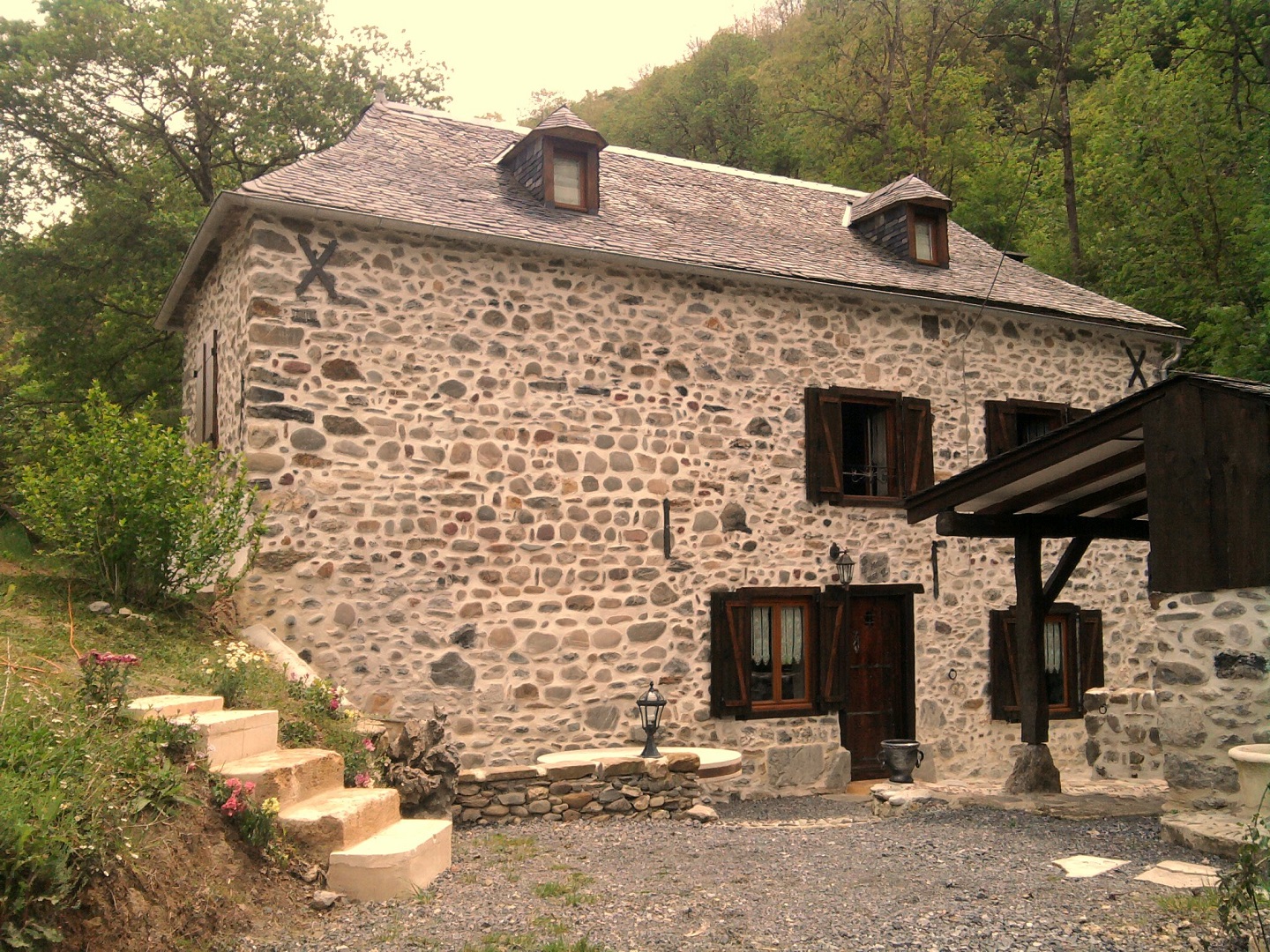 Gîte Pays Basque Soule facade-moulin-Laguinge 