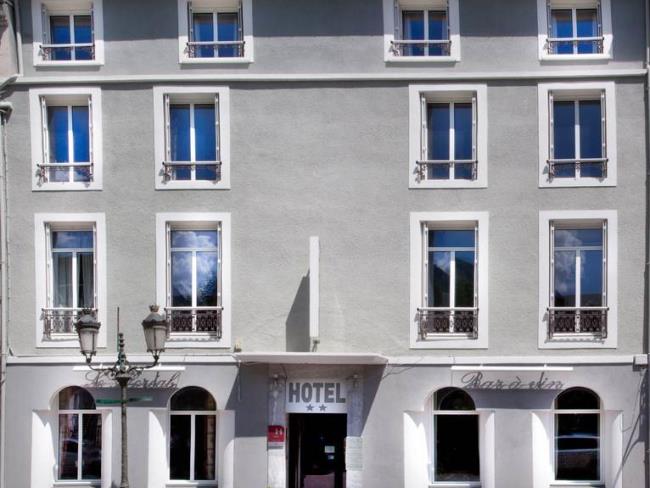 hotel-floreal-facade BAGNERES DE LUCHON