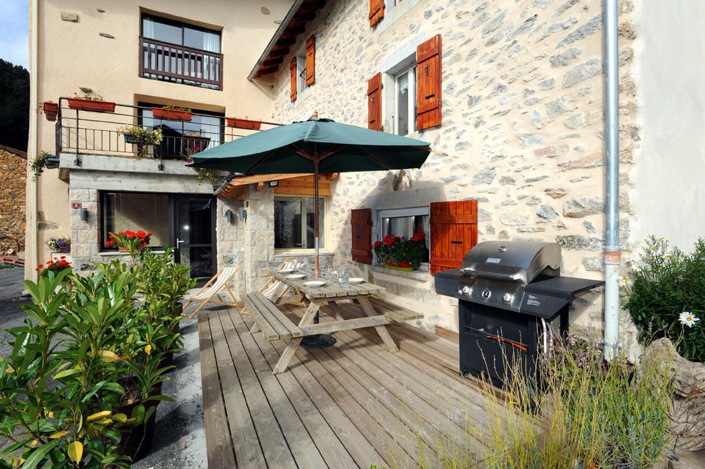 Terrasse et Barbecue Mme Bataille_1 