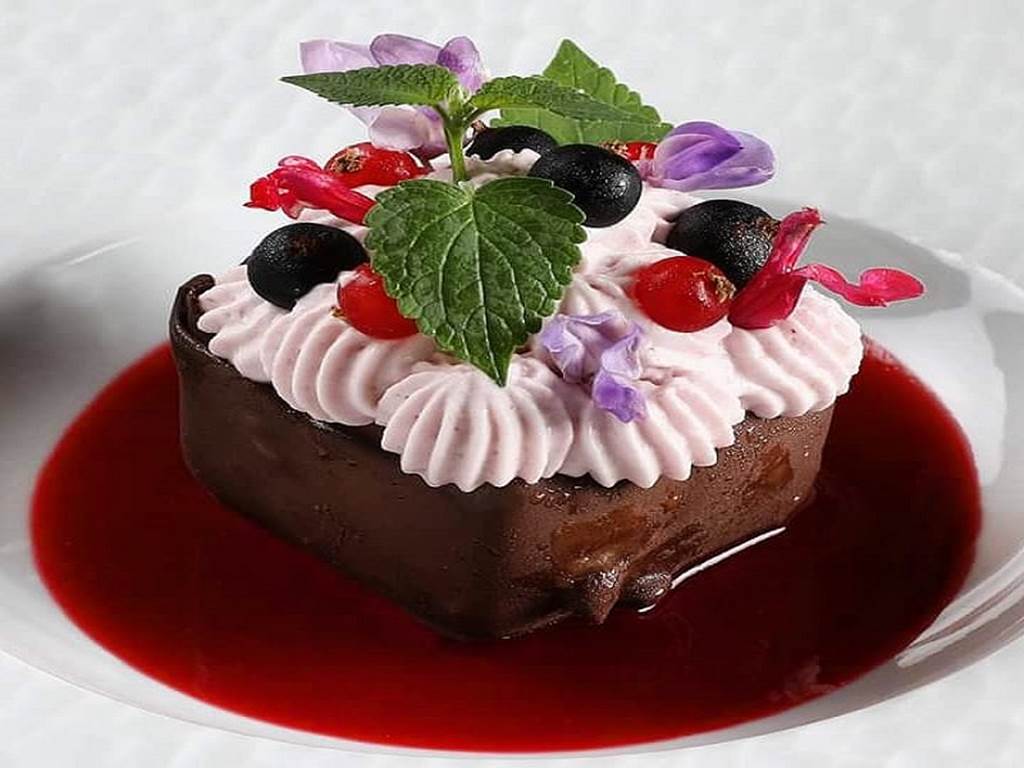 La tomate du jardin DAUMAZANSURARIZE Les Pyrenées